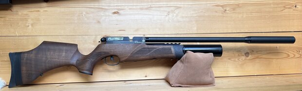 Showroom model - BSA - R12 CLX Pro Bolt Action - Walnut - 5,5 - 